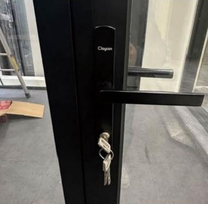 Ενεργειακή αποδοτικότητα Πύλη αναδιπλούμενη από αλουμίνιο Πύλη αναδιπλούμενη από γυαλί