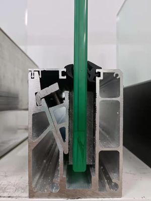 Αλουμινίου U Channel Glass Balustrade Ανθεκτικός στον καιρό για εξωτερικούς χώρους