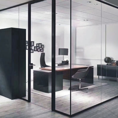 Ανθεκτικό παχύ αλουμινένιο κυλιόμενη πόρτα θραυσμένο στρωμένο μονωμένο γυαλί