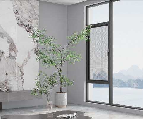 Δωμάτια από αλουμίνιο που καλύπτονται με σκόνη και ανοίγουν προς τα μέσα με διπλά τζάμια