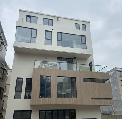 Ελαστικό αλουμίνιο και γυάλινο κάγκελο Εύκολη εγκατάσταση Προσαρμόσιμο