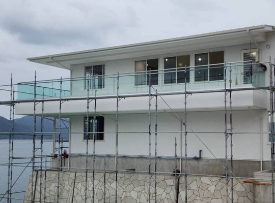 LED Φως Γυαλί Μπαλουστάρα Αλουμίνιο Σύγχρονα σχέδια περίφραξης Χωρίς πλαίσιο Χαρακτηρισμένο γυαλί Εξωτερικό μπαλκόνι περίφραξη
