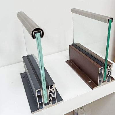Διαφανής Ασφάλεια Αλουμινίου U Channel Glass Railing Powder Coated Aluminium Glass Balustrade