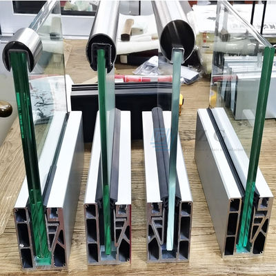 Διαφανής Ασφάλεια Αλουμινίου U Channel Glass Railing Powder Coated Aluminium Glass Balustrade