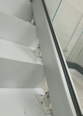 Προσαρμόσιμη 12mm Αλουμίνιο U Channel γυάλινη περίφραξη 304 SS Handrail Χωρίς πλαίσιο γυάλινη μπαλοστάρα