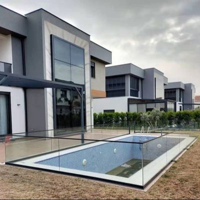 Ανοικτή θέαση χωρίς πλαίσιο γυαλί U Channel Railing με φώτα LED και εγγύηση άνω των 5 ετών