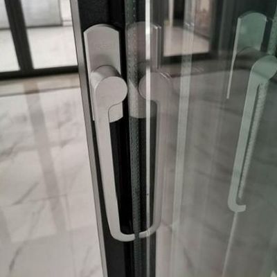 Προσαρμοσμένα μεγέθη Αλουμινίου διπλές εξωτερικές πόρτες ανθεκτική θερμική μόνωση πολλαπλών πάνελ