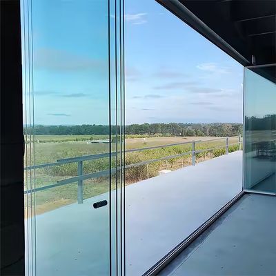 2.0mm πάχος προφίλ Αλουμίνιο Χωρίς πλαίσιο αναδιπλούμενη γυάλινη πόρτα για εσωτερικά διαχωριστικά με προσαρμόσιμο χρώμα πλαισίου