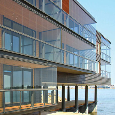 Προσαρμόσιμη υαλοπετρακίδα U Channel με πενταετή εγγύηση και θερμαινόμενο στρωμένο γυαλί