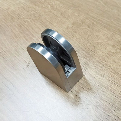 Χωρίς πλαίσιο, σκληρυμένο γυάλινο πάνελ, κιγκλίδωμα σκάλας, ρυθμιζόμενος σχεδιασμός, σφιγκτήρας λαβής τόξου, εξαρτήματα 304 316